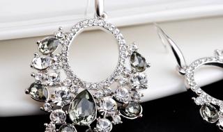 施华洛世奇钻石 施华洛世奇钻石