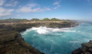 眼泪是魔鬼 眼泪是魔鬼