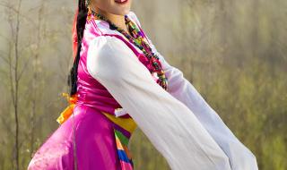 小卓玛舞蹈 小卓玛舞蹈