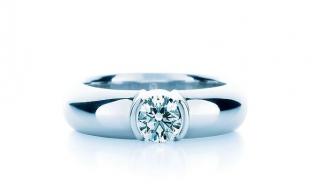 蒂芙尼结婚钻戒价格 蒂芙尼结婚钻戒价格