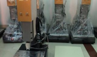 机器人超声波焊接机